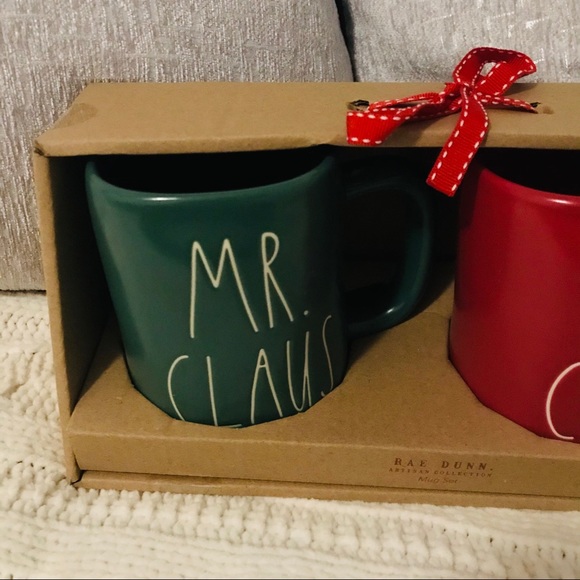 SOLD NWT Rae Dunn Mr & Mrs Claus Mug Set FIRM - Picture 3 of 8